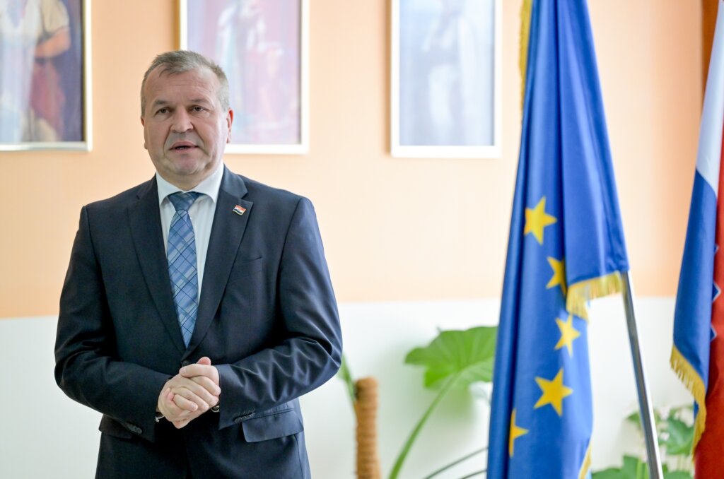 Podrucna Skola Cvetlin 18