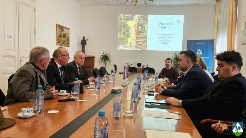 Whatsapp Image 2026 01 15 At 11.02.34 800x800 Equal