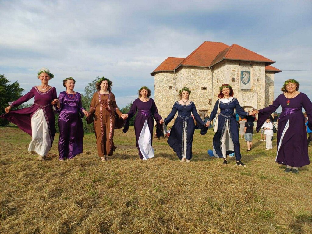 A3655dfb 29c8 4725 B321 B0332e944a39