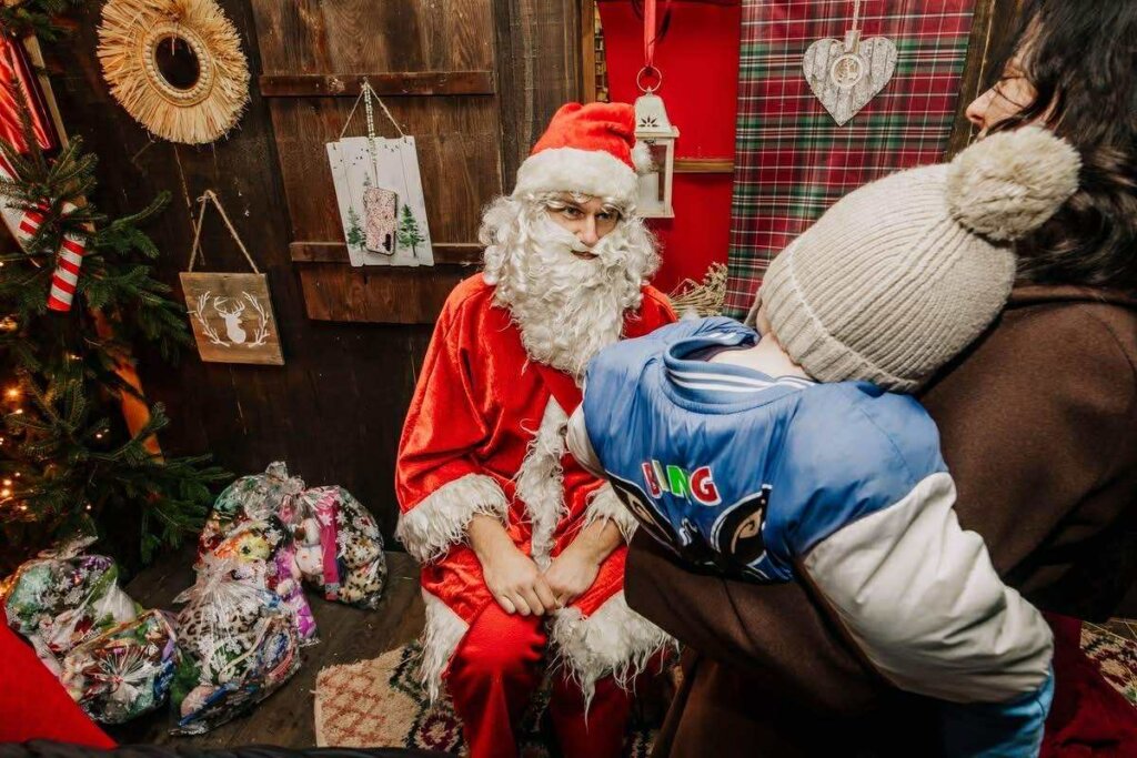 Abcfd2e5 5040 4931 A222 B4eb4c93f681