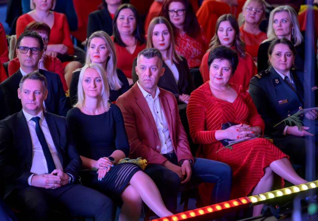 Dan Crvenih Zutih Haljina Vz Zupanija 2026 (7)