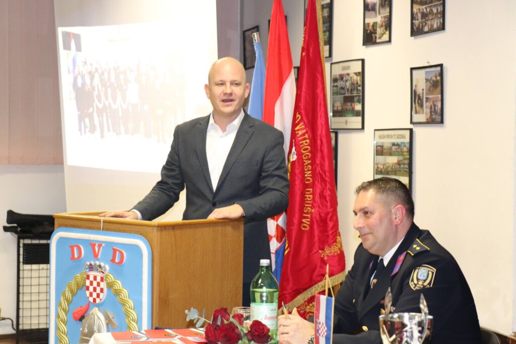 Dvd Starigrad Godišnja Skupština (16)