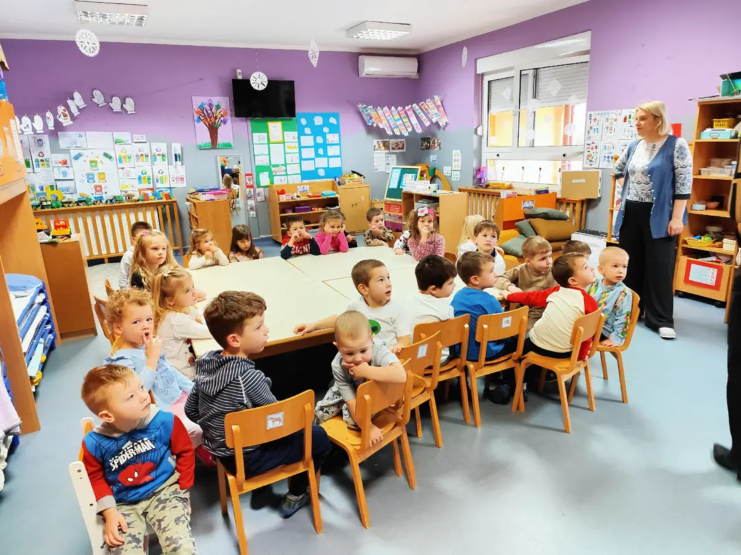 Ef64476abdd832c6616fe09f50e0a72f