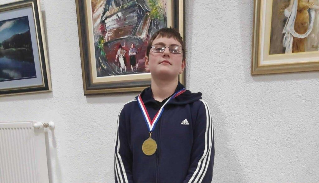 F34cd8f4 Ad05 499a B6b5 10ecdb2c61c5