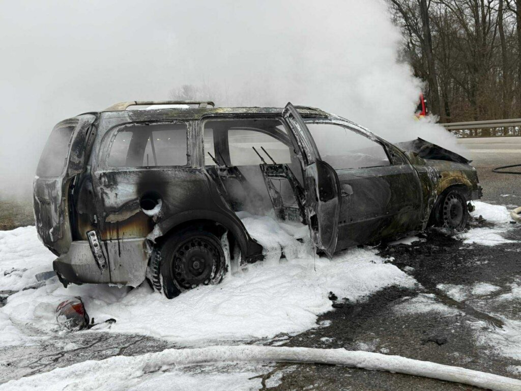 Gradec Požar Auta (5)