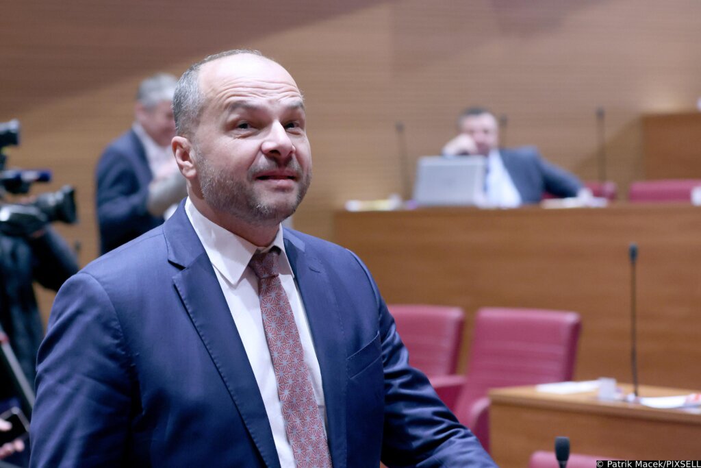 Zagreb: Sabor Raspravlja O Paketu Građevinskih Zakona