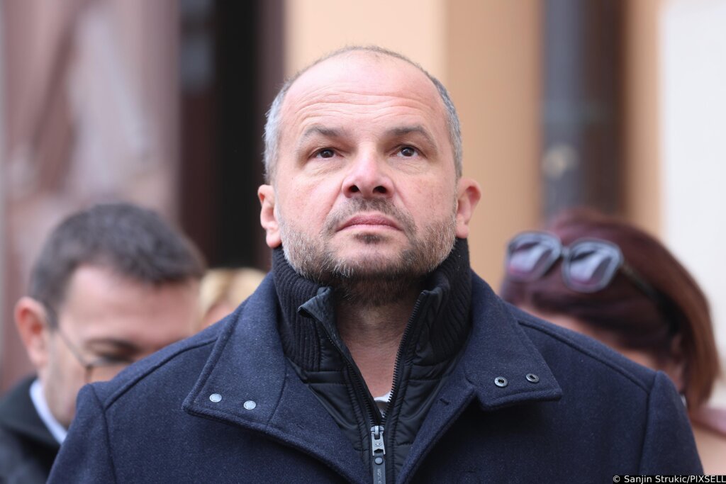 Zagreb: Klubovi Zastupnika Sdp A I Možemo! Podnijeli Zahtjev Ustavnom Sudu Za Ocjenu Suglasnosti Zakona O Energiji