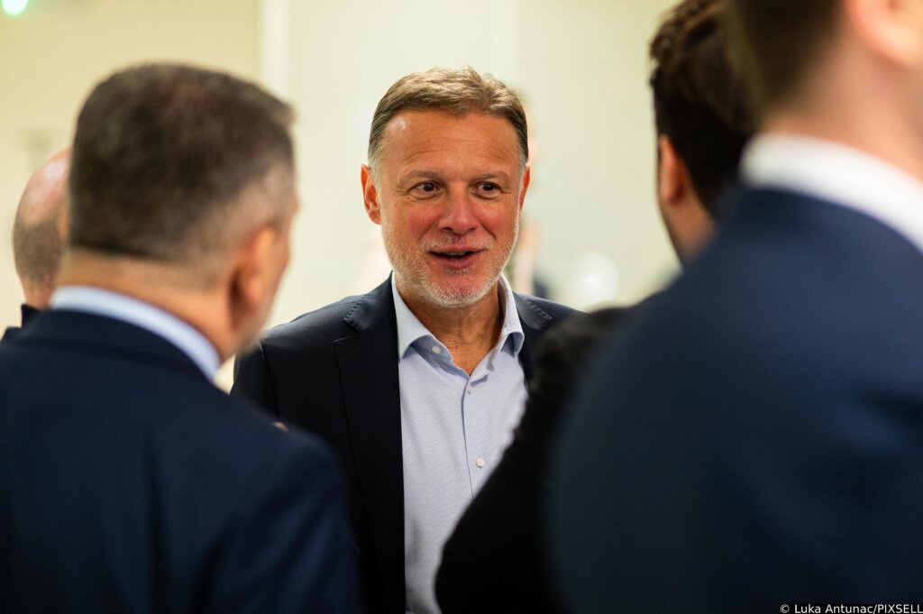 Zagreb: Andrej Plenković Sudjelovao Na Xviii. Općem Saboru Mladeži Hrvatske Demokratske Zajednice