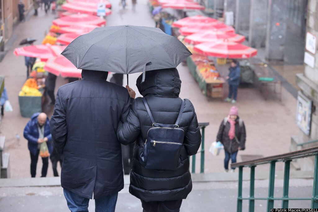 Zagreb: Slaba, Ali Uporna Kiša