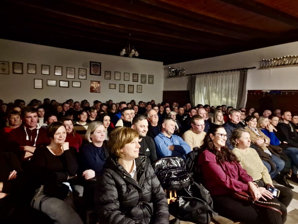 080a7b93 A29e 4c3e B076 C029274b7619