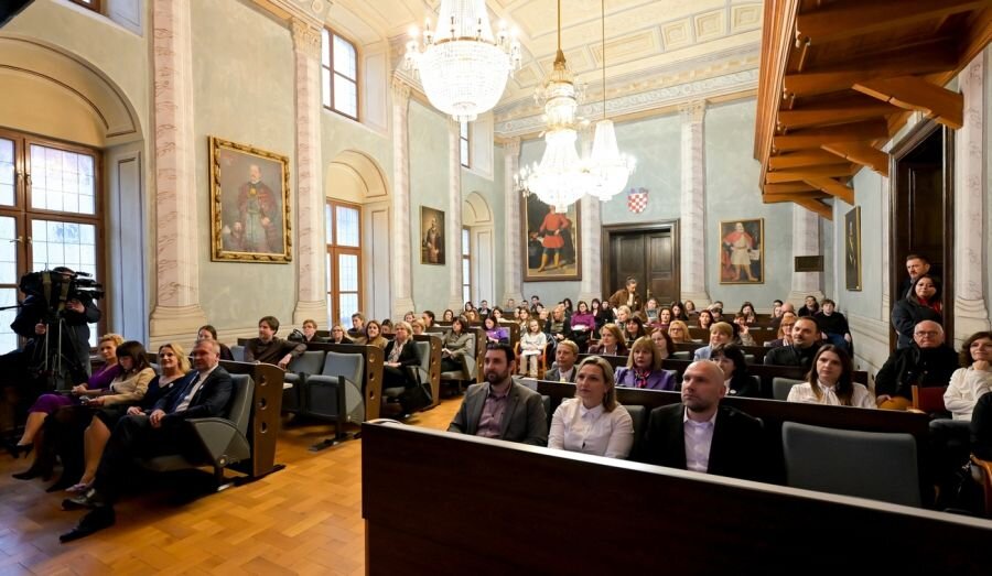 3aea23c949f0a259cb0cd1960445c5a5 Xl