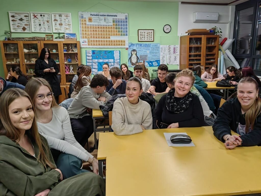 459816cf 7d8f 4ff6 8c76 1500133c6695