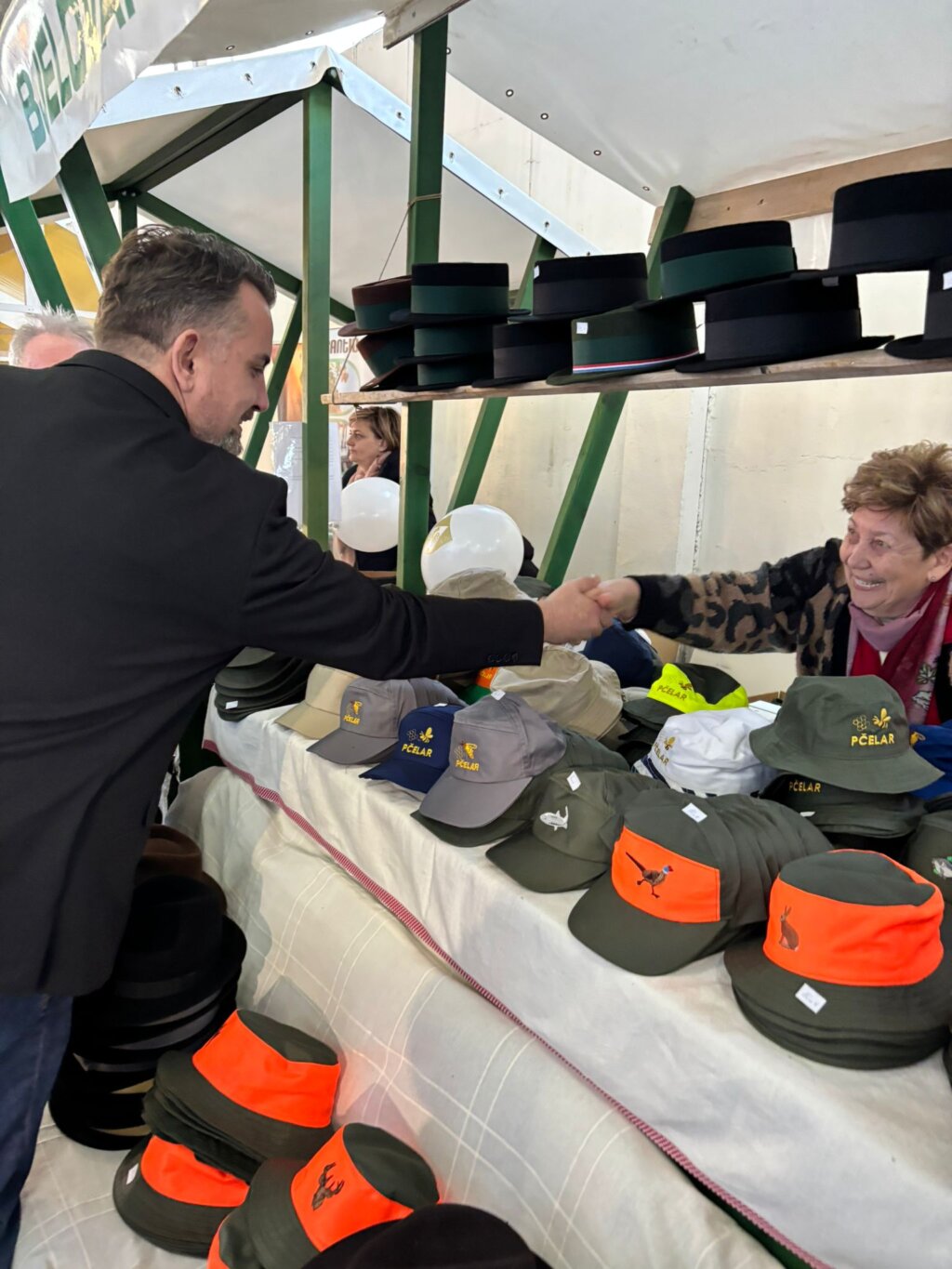 5651f677 Ab1e 44db A167 6c30aa2abdc6