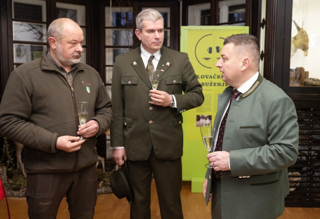 626987676 122228743004144433 8925923657134006444 N