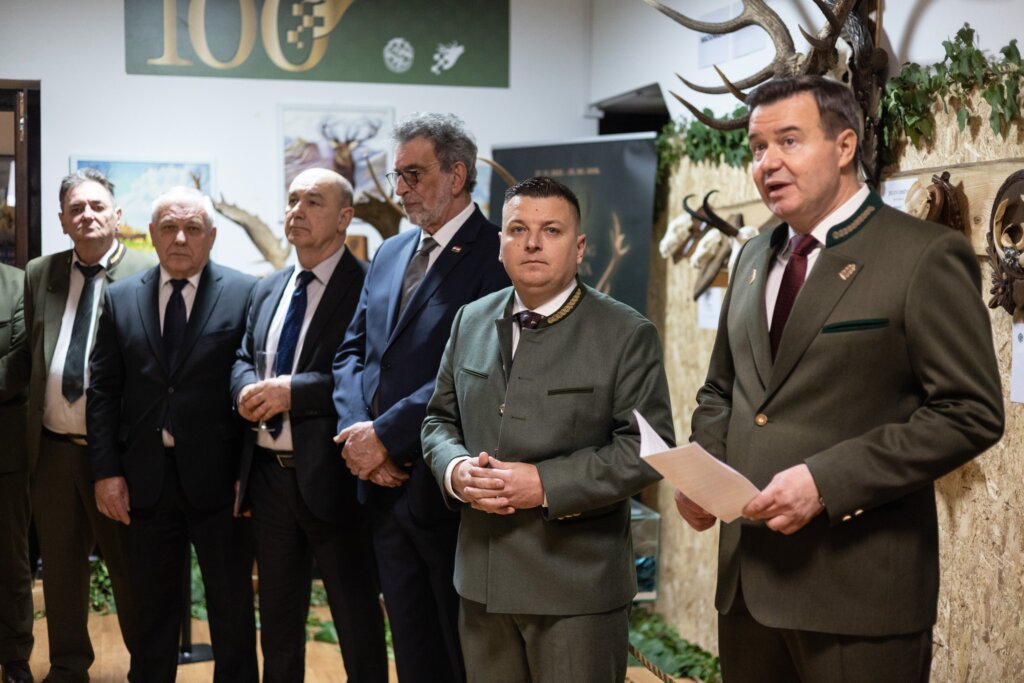 627368707 122228743838144433 4059067558633966348 N