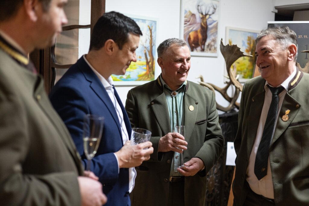 627448144 122228743796144433 2181196561187849767 N