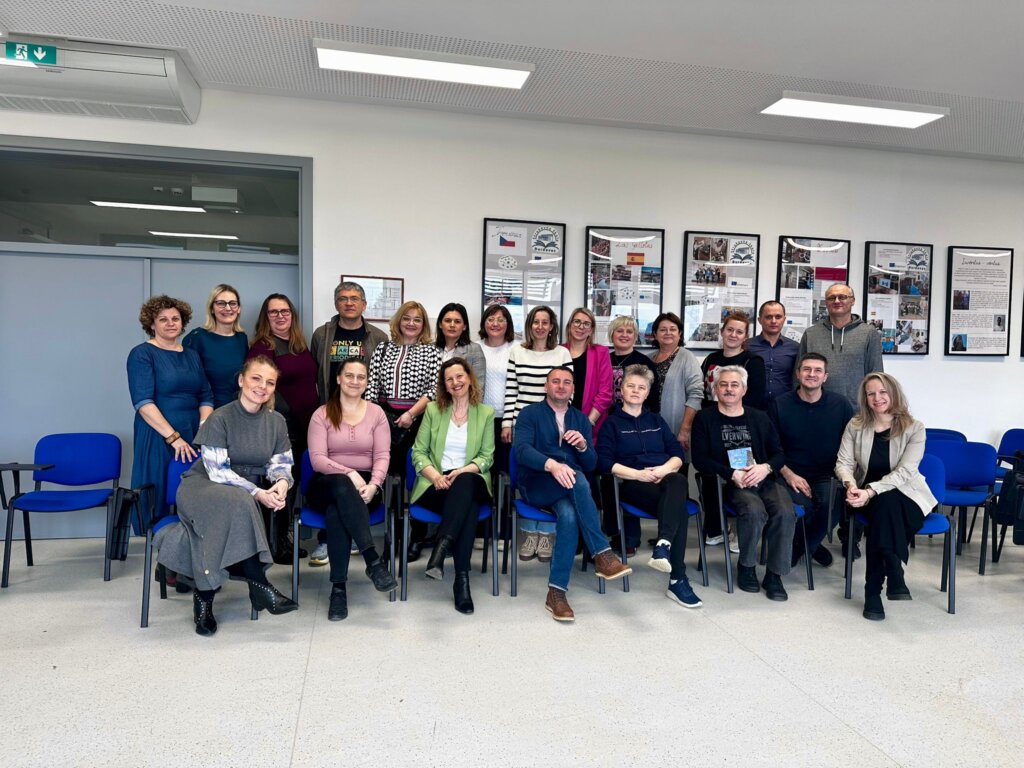 628895428 1524739492992905 1912753986659723424 N