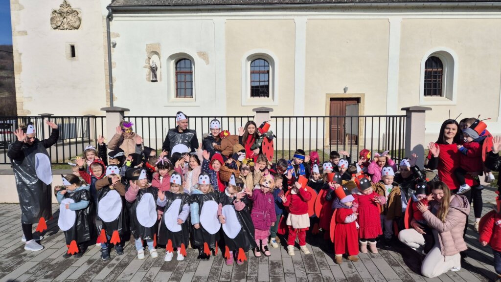 636721558 1236815198578998 1302765899128293277 N