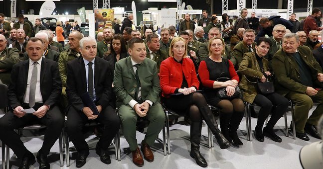 640011290 1369182635249512 1595754506219854964 N.jpg 648x432 Q85 Subsampling 2