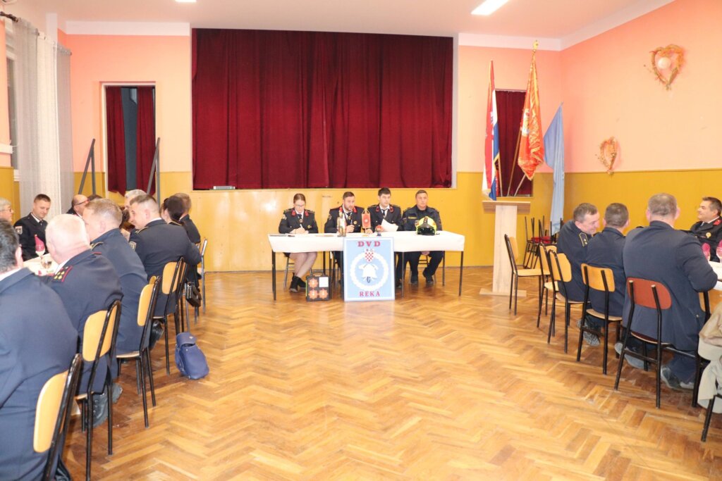 642793013 1272072405014840 3311300698270955646 N