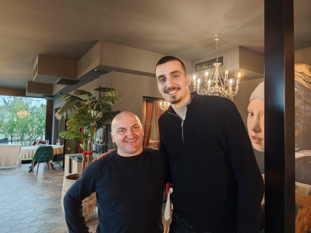 98f753cb 631a 4be4 B6f1 4cdb4f23ca3d