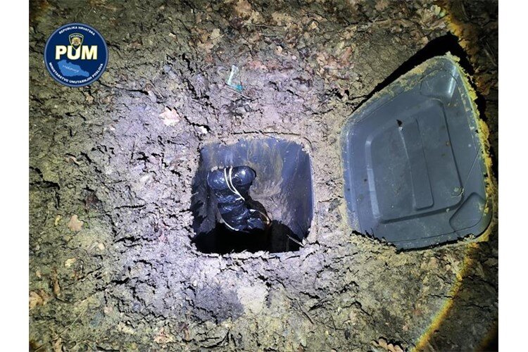 Automatska Puška (2)