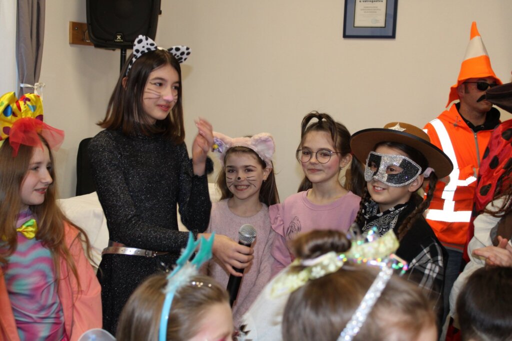 Img Abda7b6227dbea46d2ff7f6a572314e2 V