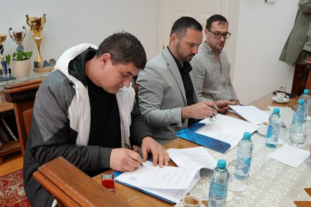 Kkz04275 1024x682 Equal