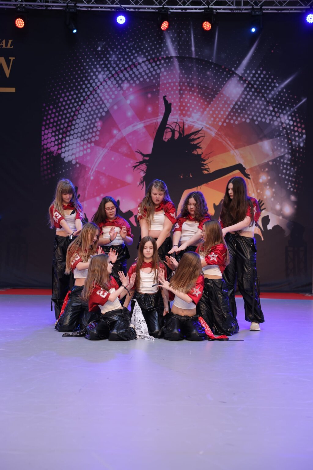 Att.ub0m9xjwmoez1ssudwtuglz4hlajihbic3rtuogi R0