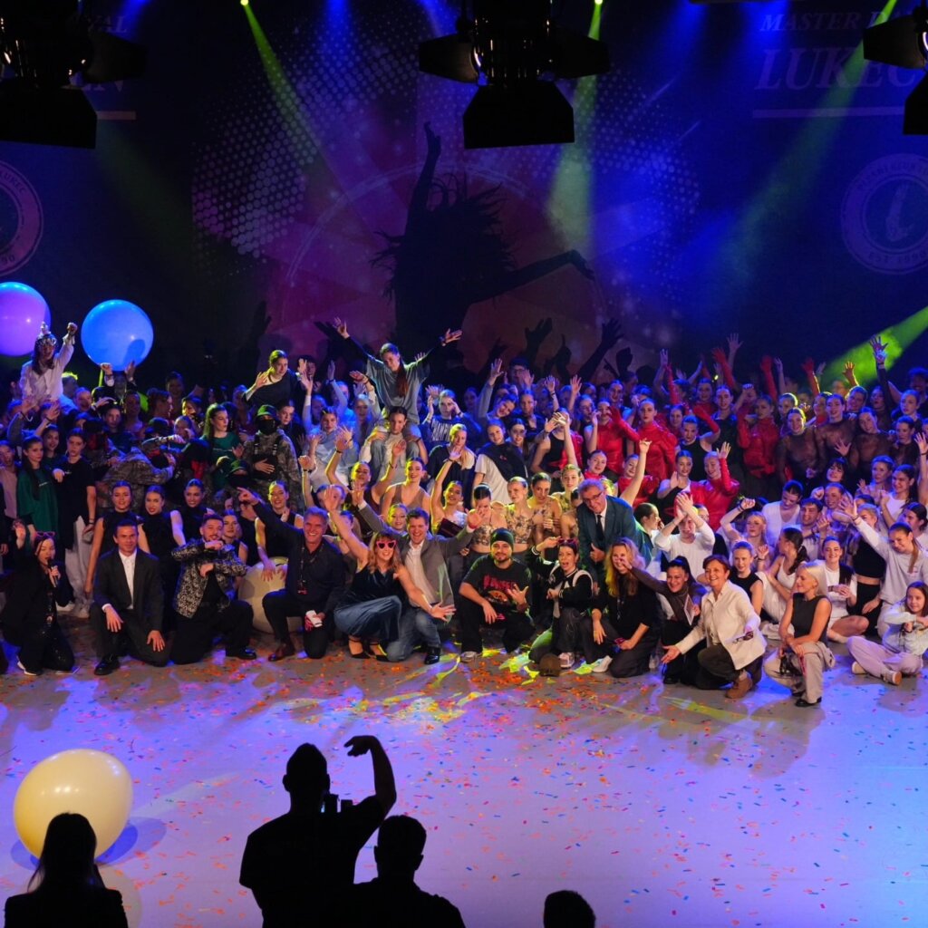 Att.mtd0yhuzvhxmio8kff8hbpksnmay5ci8kaqwoppmhck