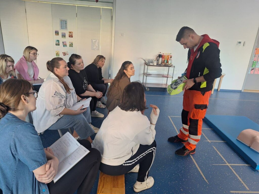 B9fe87ac E5f0 4c42 9304 3c33a3437f71