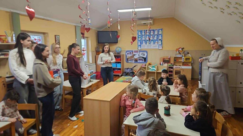 Bf81f5c4 81e0 456c B45a Dddb8efc1a2b