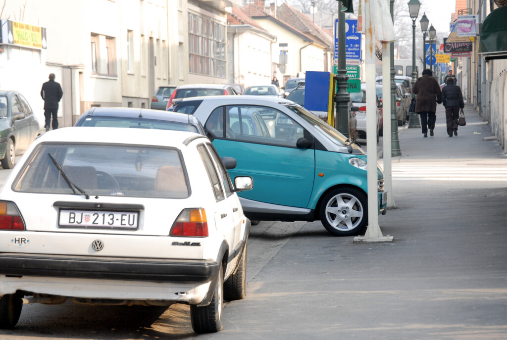 Bjelovar: Voza?u Smarta Nije Problem Na?i Parking