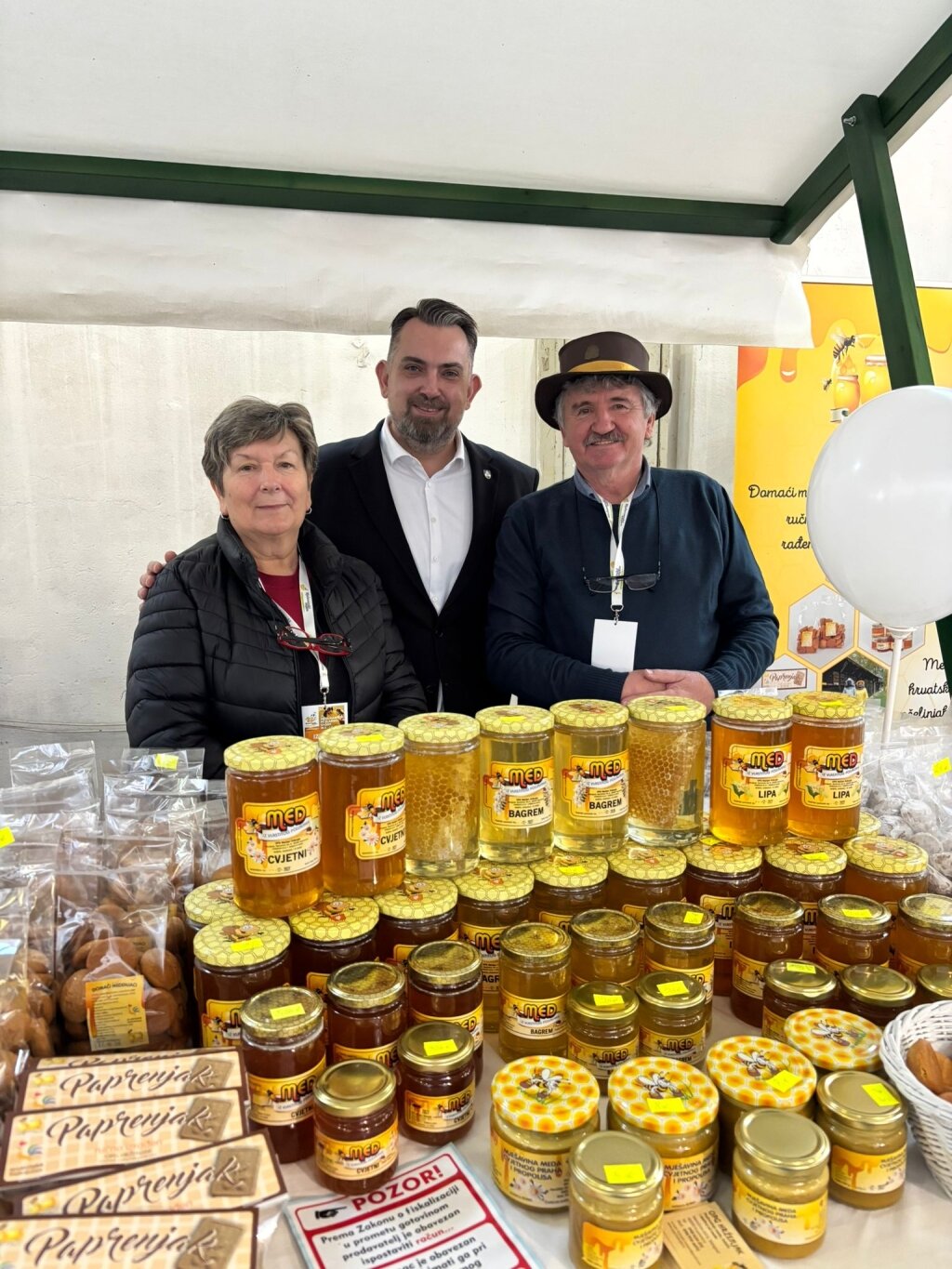 C115395b B682 4d0f 9c32 371750111dc6 1024x1365 Equal