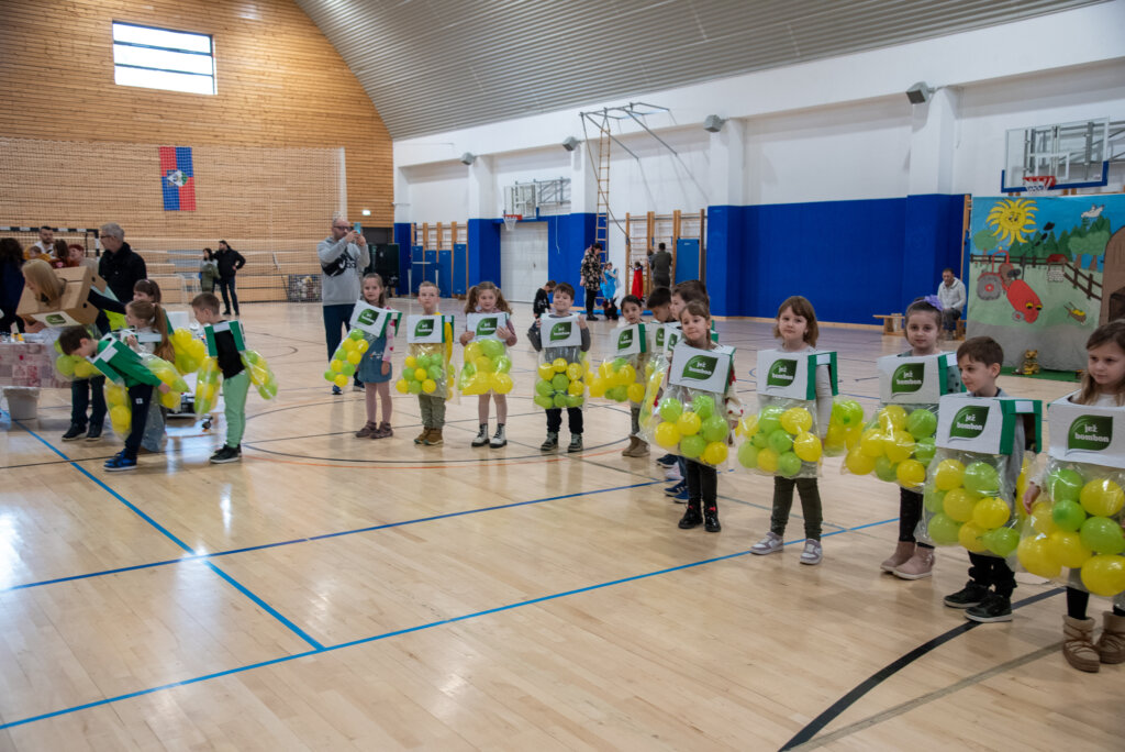 Fašnik Kž 2528 (108)