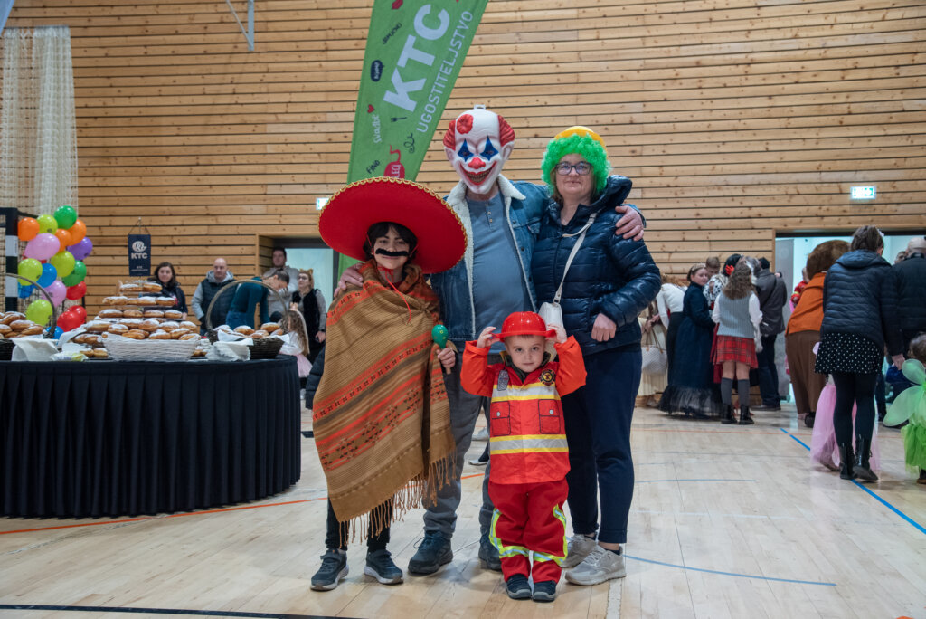 Fašnik Kž 2528 (67)