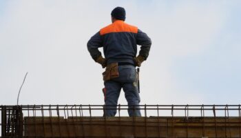 Koprivnica: Građevinski Radnici Na Jednom Od Rijetkih Gradilišta U Gradu