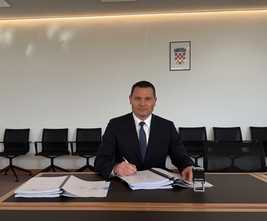 Img 0175.jpeg 648x432 Q85 Subsampling 2