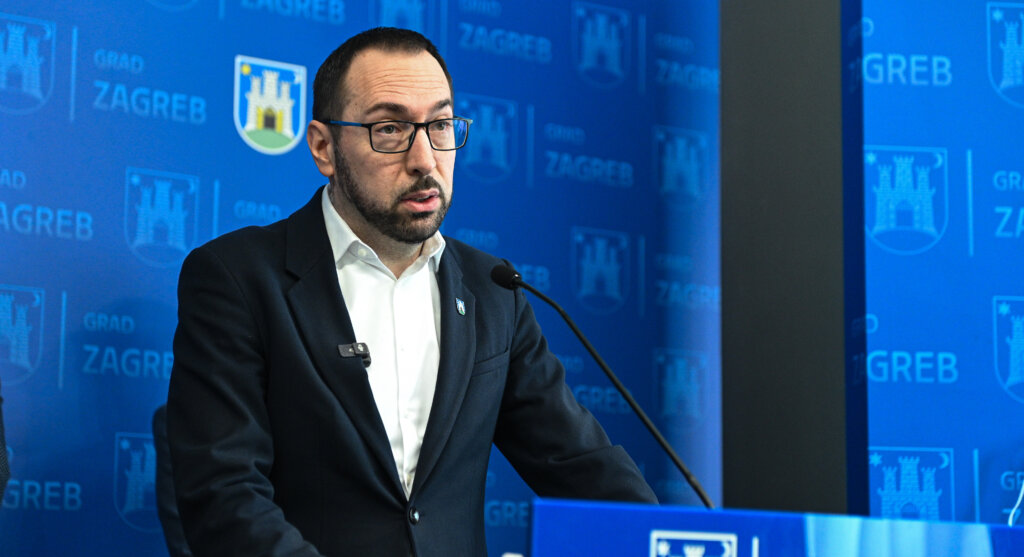 Gradonačelnik Tomašević Održao Konferenciju Za Medije Dan Nakon Dočeka Rukometaša