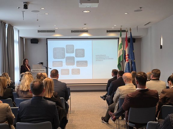 20260317 102153.jpg 648x432 Q85 Subsampling 2