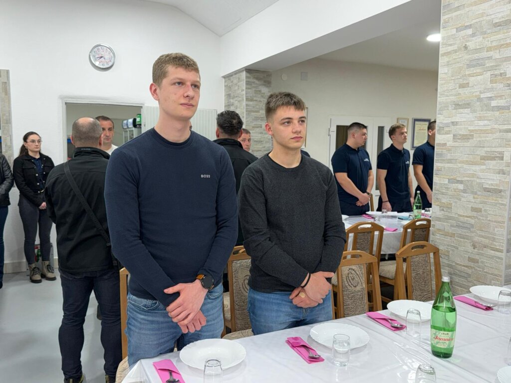 25806b9a D146 4fd4 B8f3 4283123ef08c