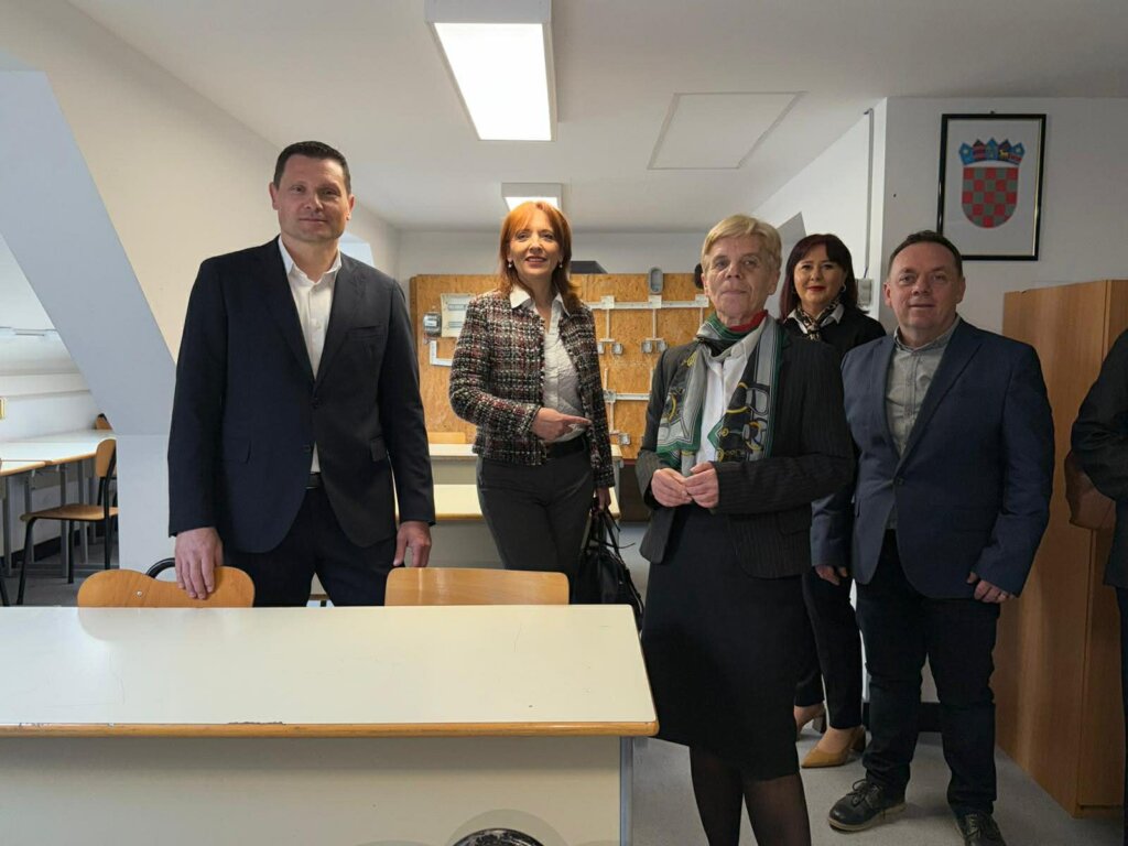 509ebfc6 2e7e 4454 839b 1679d085c1f0