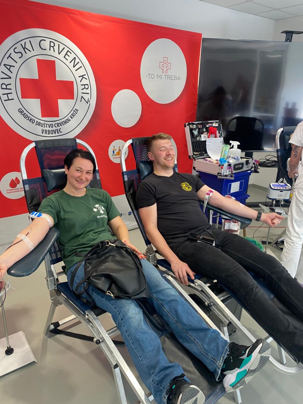 651457709 2184939622312886 4172998868049829237 N