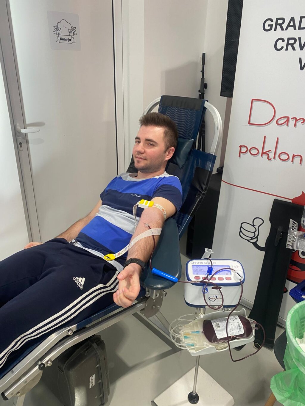 652657413 2184939095646272 3313585282448471062 N