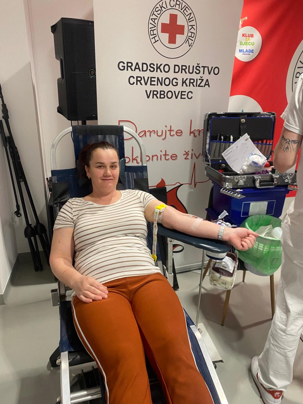 653706219 2184939202312928 2749513787472996315 N