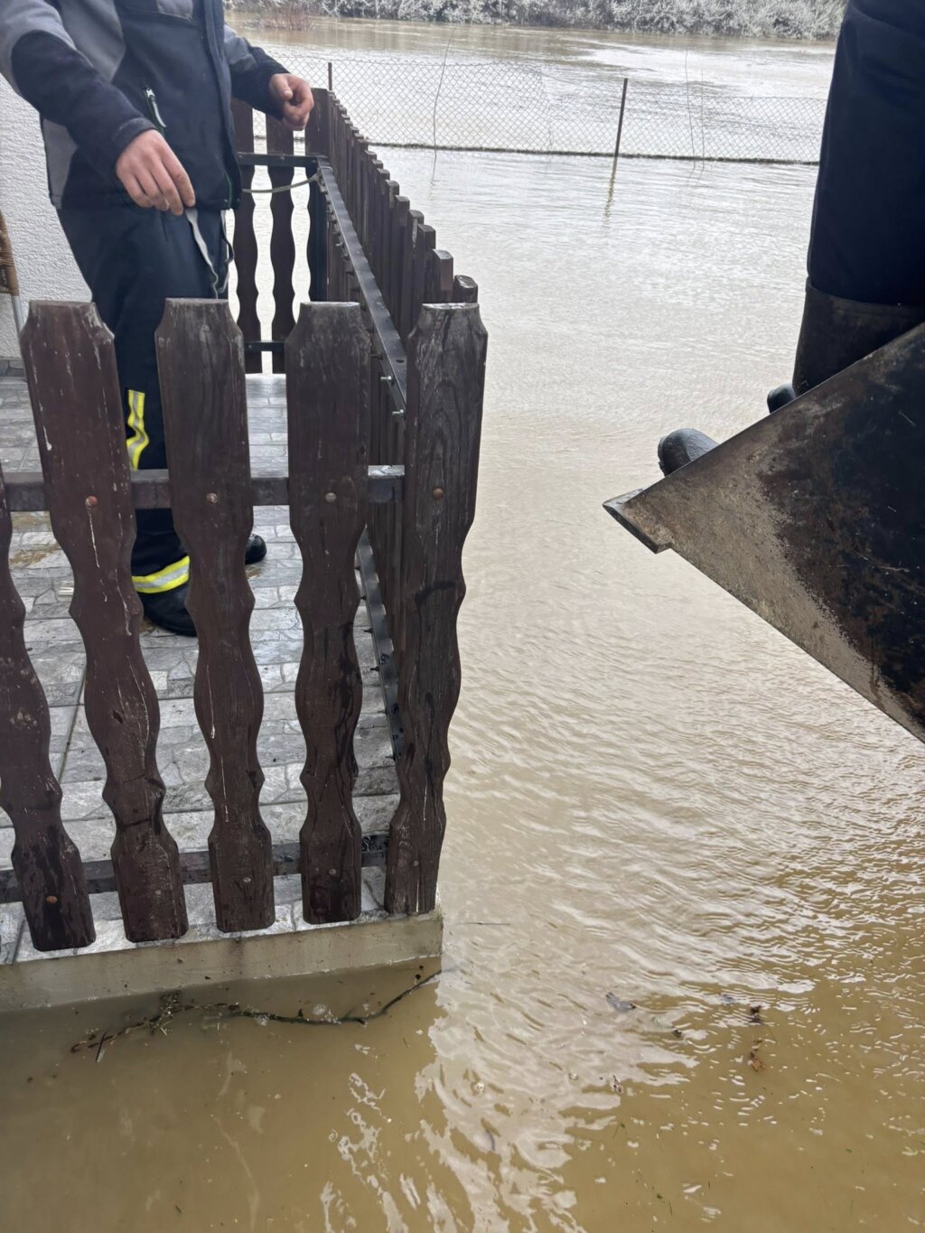 656678473 122103890726982397 5880353356135456225 N