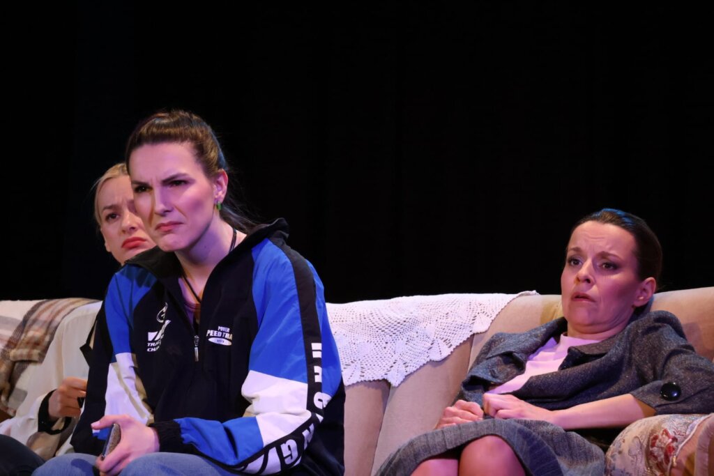 656965333 1245559581025086 1731321866093987233 N