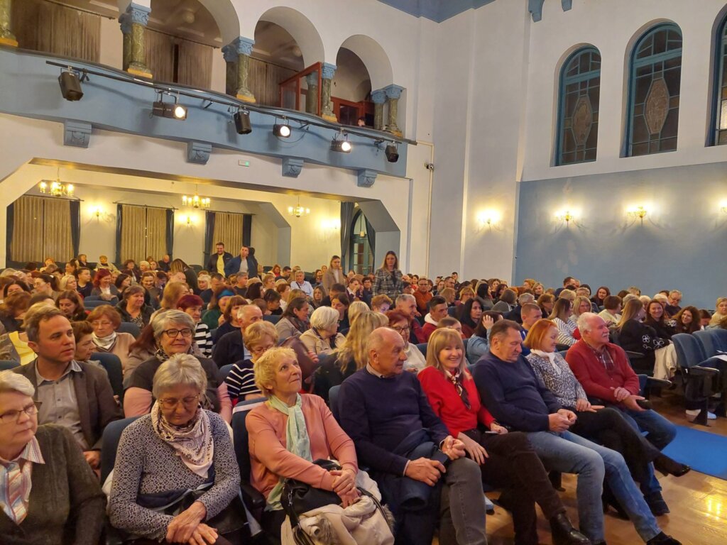 657130062 1245608041020240 8417899807902228323 N