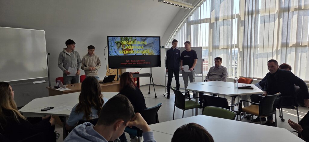 657947610 1520115980117939 5697003974136678793 N