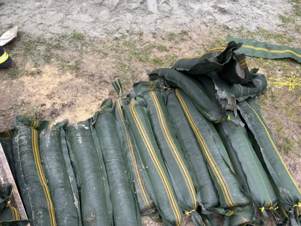 658147743 122103890666982397 5720364672959885805 N